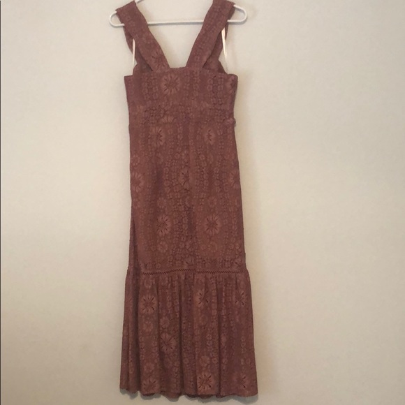 Pink Emilia lace Perplum dress - Picture 5 of 8